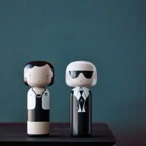 Karl lagerfeld coco chanel figurine bois lucie kaas