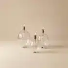 Trois lampes à huile élégantes ovales striées